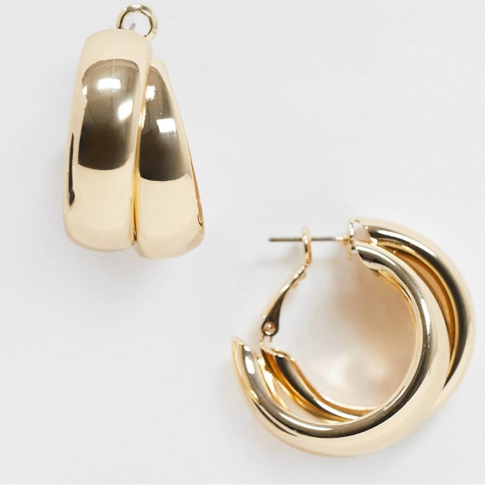 Simplybeautyful Hoop Earrings with Thick Crossover Design….Color:  Gold Tone…New